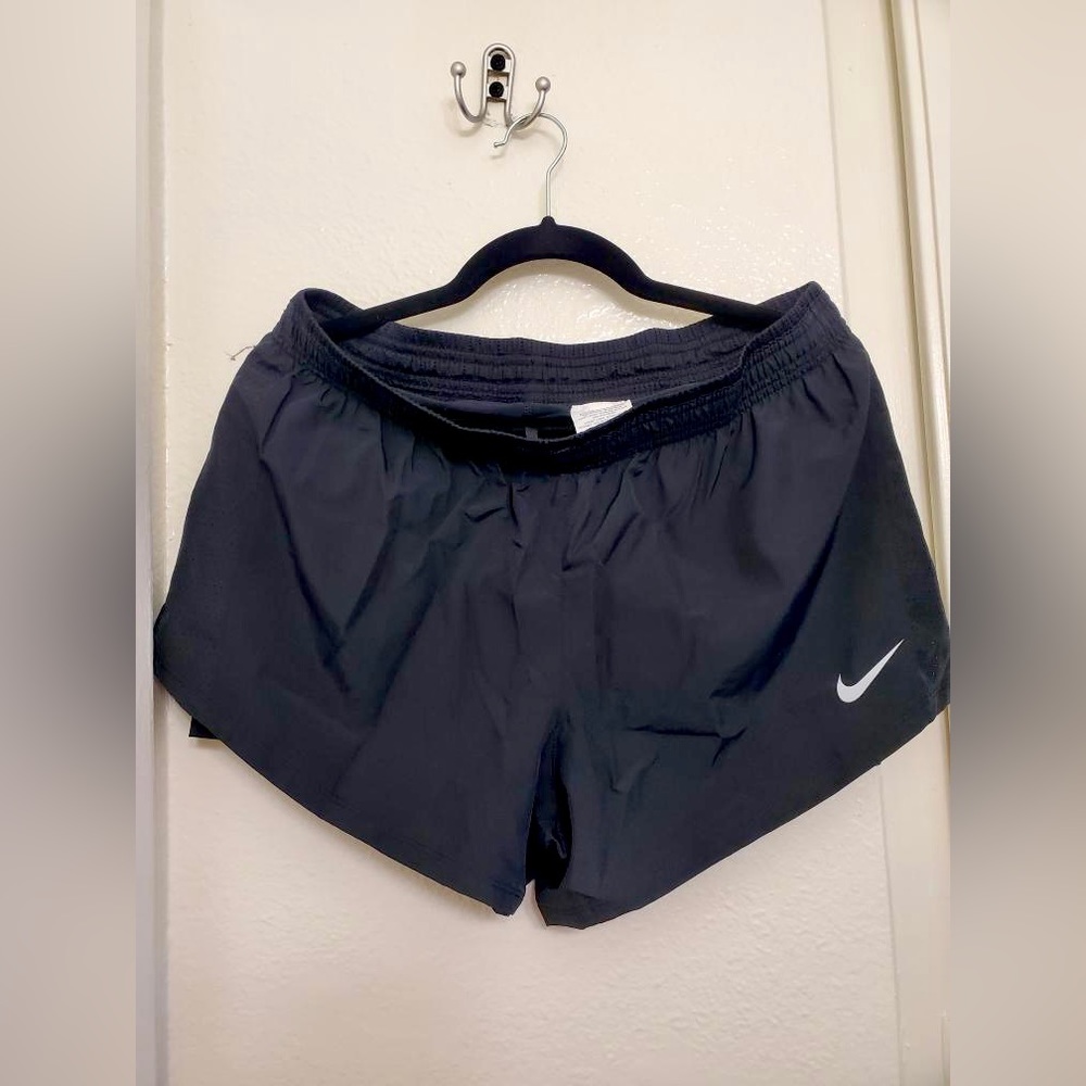 New Nike Women’s Underlay Shorts - Black